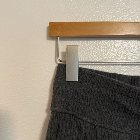 lululemon - Retreat Yourself Crop Heathered Core Dark Ribbed Grey - Size 4 / XS - Picture 7 of 15